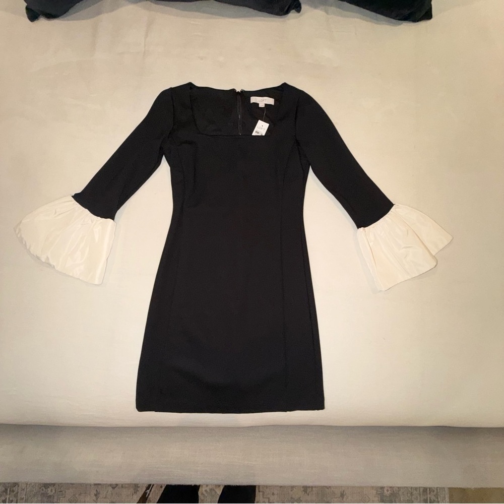 LOFT Black Mini Shift Dress White Ruffle Bell Sleeve Contrast Cuff Size 0